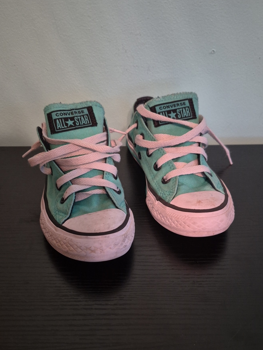 Converse Kids Low-Top Sneakers in Mint Green and Pink